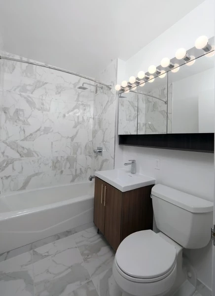 3 bedrooms apartment for rent in Midtown West - Manhattan, New York