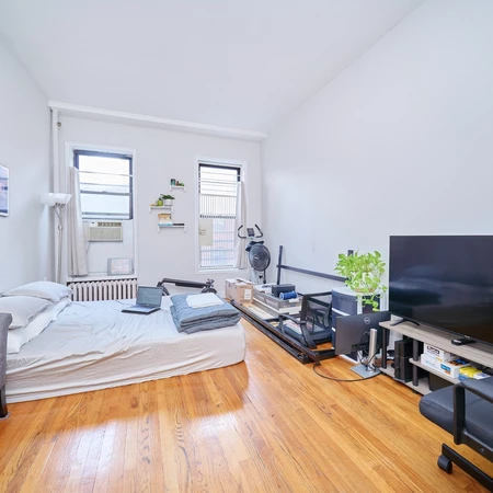 Studio Apartment for rent in Midtown West - Manhattan, New York