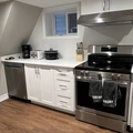 Room for rent in High Park #9