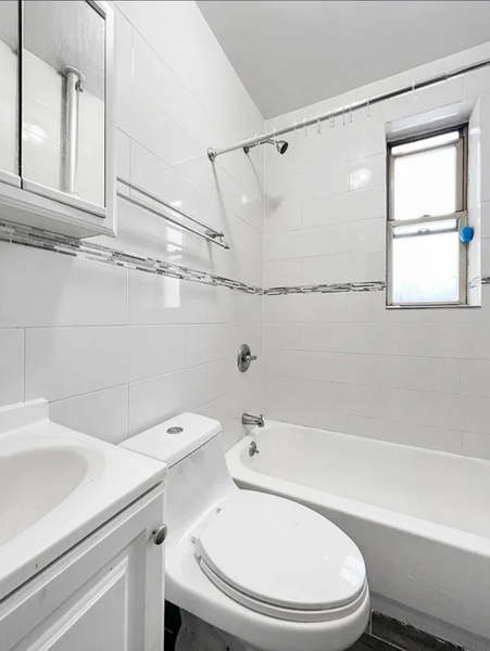 3 bedrooms apartment for rent in Washington Heights - Manhattan, New York