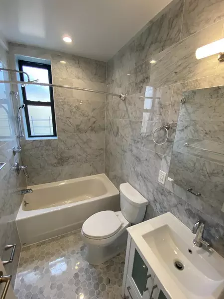 3 bedrooms apartment for rent in Upper West Side - Manhattan, New York