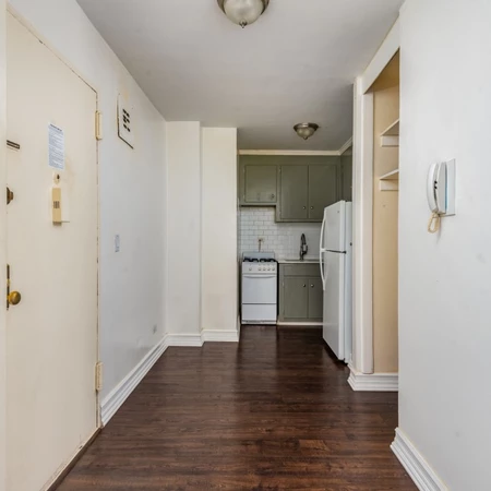 Studio Apartment for rent in Jamaica Hills - Queens, New York