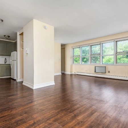 Studio Apartment for rent in Jamaica Hills - Queens, New York