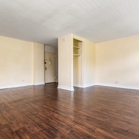 Studio Apartment for rent in Jamaica Hills - Queens, New York