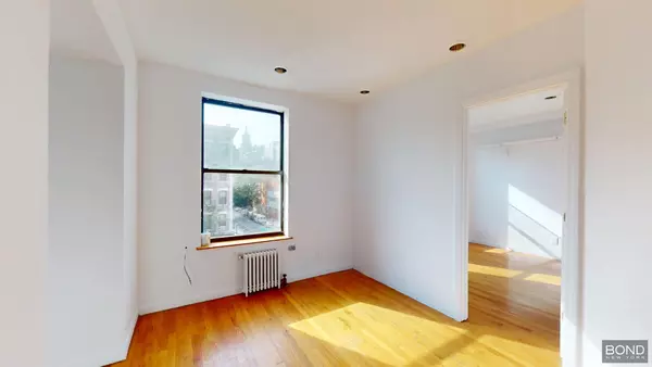 3 bedrooms apartment for rent in East Village - Manhattan, New York