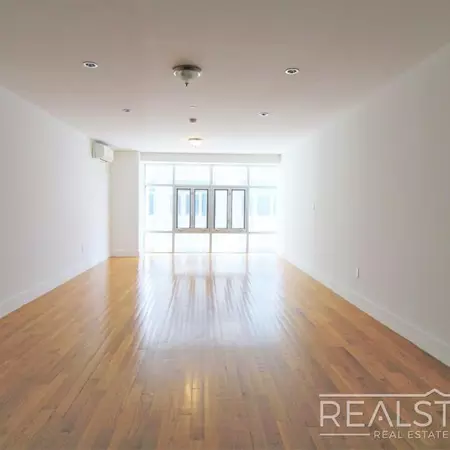 1 bedroom apartment for rent in Elmhurst - Queens, New York