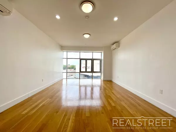 Studio Apartment for rent in Elmhurst - Queens, New York