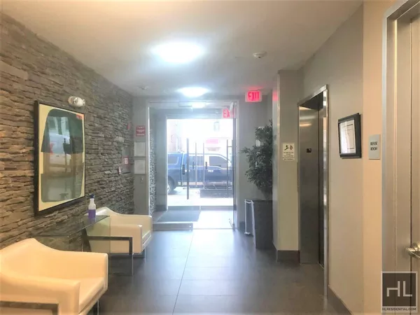 3 bedrooms apartment for rent in Whitestone - Queens, New York