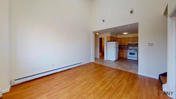 3 bedrooms apartment for rent in Westchester Square - The Bronx, New York