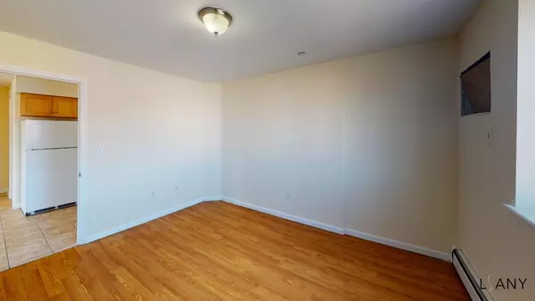 3 bedrooms apartment for rent in Westchester Square - The Bronx, New York
