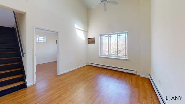 3 bedrooms apartment for rent in Westchester Square - The Bronx, New York