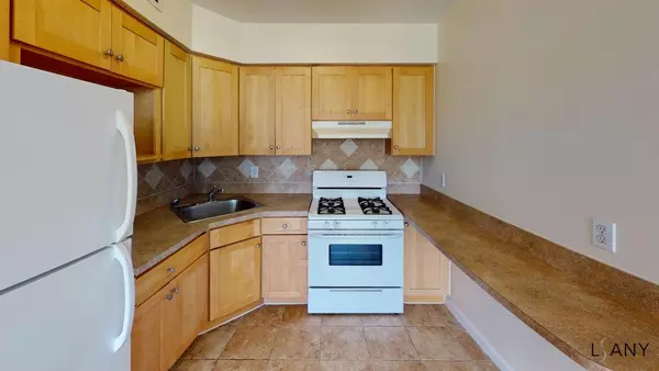 3 bedrooms apartment for rent in Westchester Square - The Bronx, New York