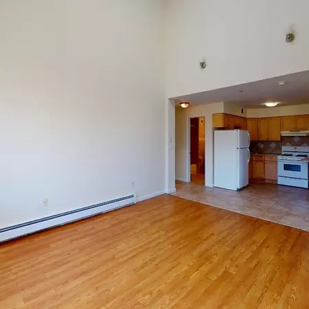 3 bedrooms apartment for rent in Westchester Square - The Bronx, New York