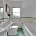 Room for rent in Oakland East #5