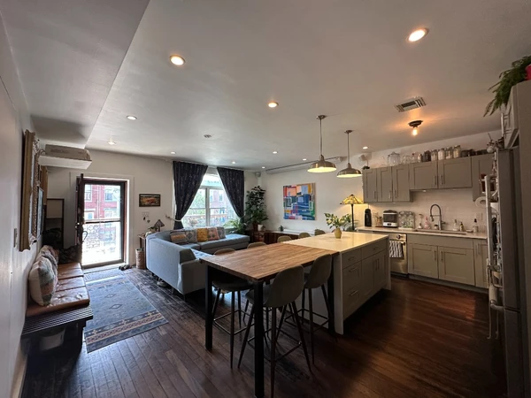 3 bedrooms apartment for rent in Red Hook - Brooklyn, New York