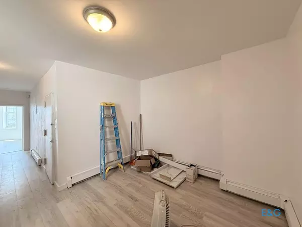 3 bedrooms apartment for rent in Brownsville - Brooklyn, New York