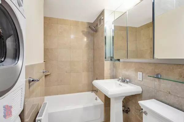 2 bedrooms apartment for rent in East Village - Manhattan, New York