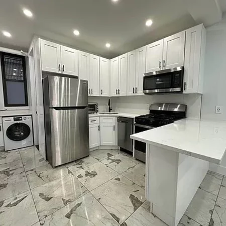 3 bedrooms apartment for rent in Washington Heights - Manhattan, New York