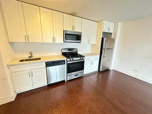 4 bedrooms apartment for rent in Midtown - Manhattan, New York