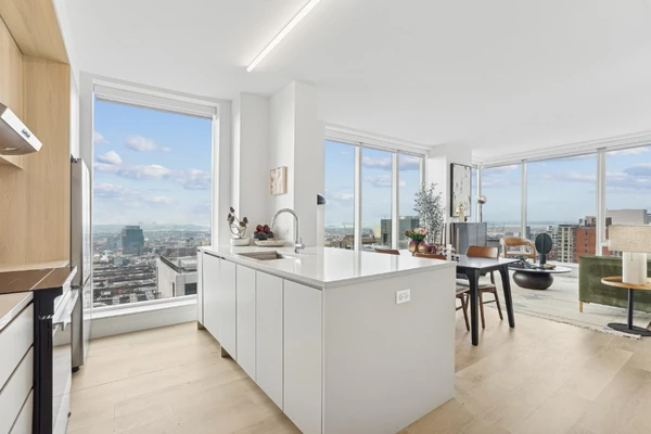 3 bedrooms apartment for rent in Downtown Brooklyn - Brooklyn, New York