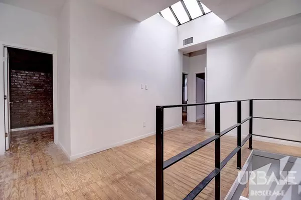 5 bedrooms apartment for rent in Union Square - Manhattan, New York