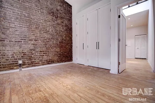 5 bedrooms apartment for rent in Union Square - Manhattan, New York