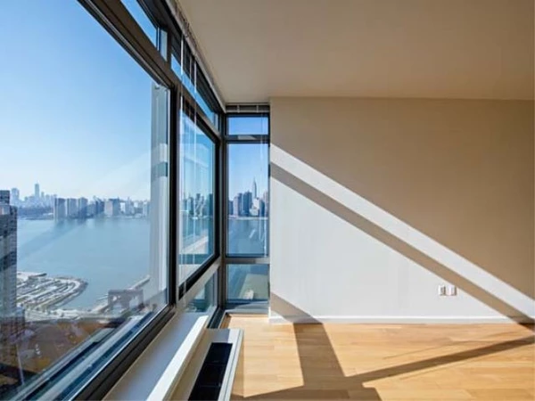 2 bedrooms apartment for rent in LIC - Queens, New York