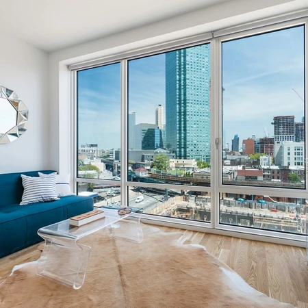 2 bedrooms apartment for rent in LIC - Queens, New York
