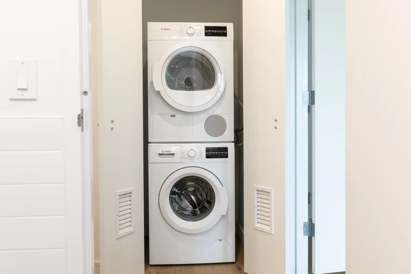 2 bedrooms apartment for rent in LIC - Queens, New York