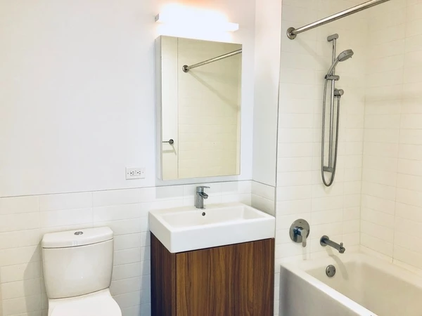2 bedrooms apartment for rent in LIC - Queens, New York