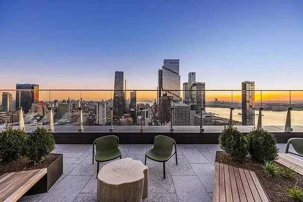 Studio Apartment for rent in Midtown West - Manhattan, New York