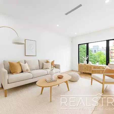 3 bedrooms apartment for rent in Williamsburg - Brooklyn, New York
