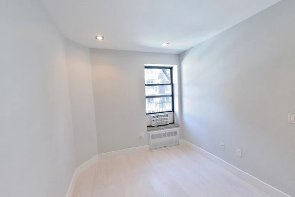 4 bedrooms apartment for rent in Lower East Side - Manhattan, New York