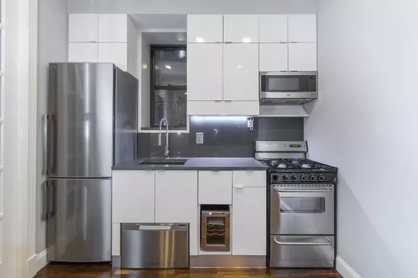 4 bedrooms apartment for rent in Midtown West - Manhattan, New York