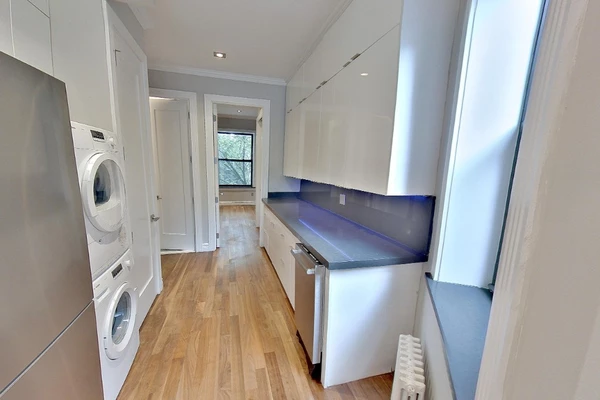 3 bedrooms apartment for rent in East Village - Manhattan, New York