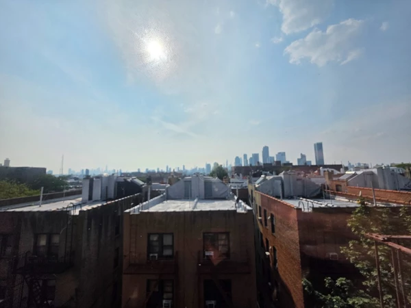 1 bedroom apartment for rent in Sunnyside - Queens, New York
