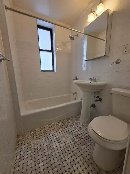 1 bedroom apartment for rent in Sunnyside - Queens, New York