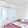 Room for rent in LIC #2