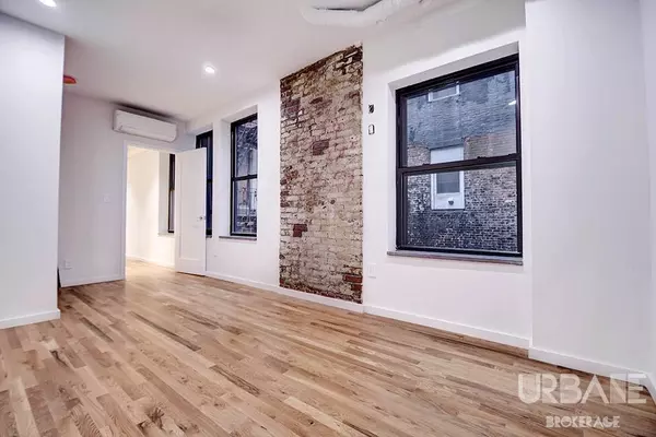 4 bedrooms apartment for rent in East Village - Manhattan, New York