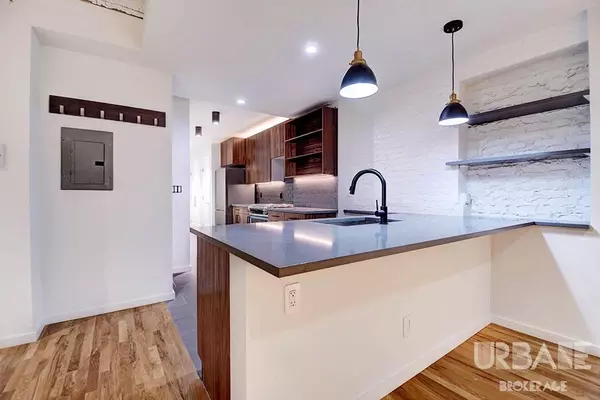 4 bedrooms apartment for rent in East Village - Manhattan, New York