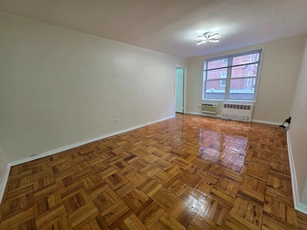 1 bedroom apartment for rent in Forest Hills - Queens, New York