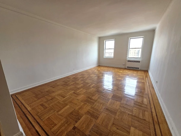 1 bedroom apartment for rent in Sunnyside - Queens, New York