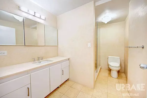 3 bedrooms apartment for rent in Upper West Side - Manhattan, New York