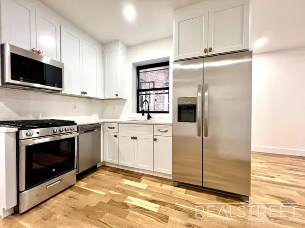 4 bedrooms apartment for rent in Flatbush Ditmas Park - Brooklyn, New York