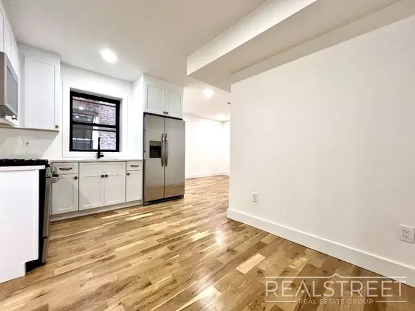 4 bedrooms apartment for rent in Flatbush Ditmas Park - Brooklyn, New York