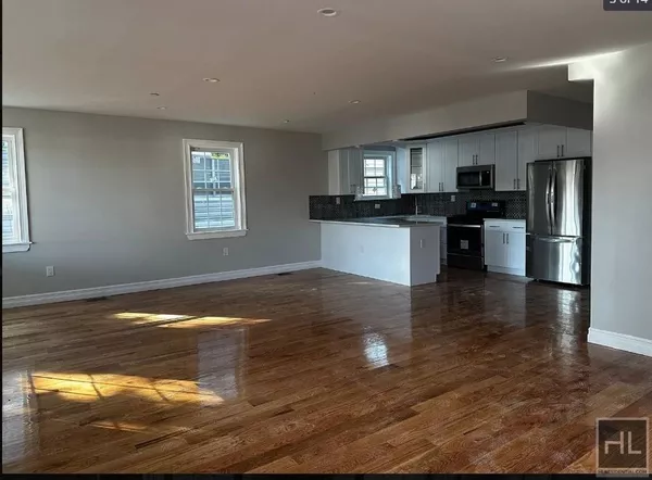 4 bedrooms apartment for rent in Jamaica - Queens, New York