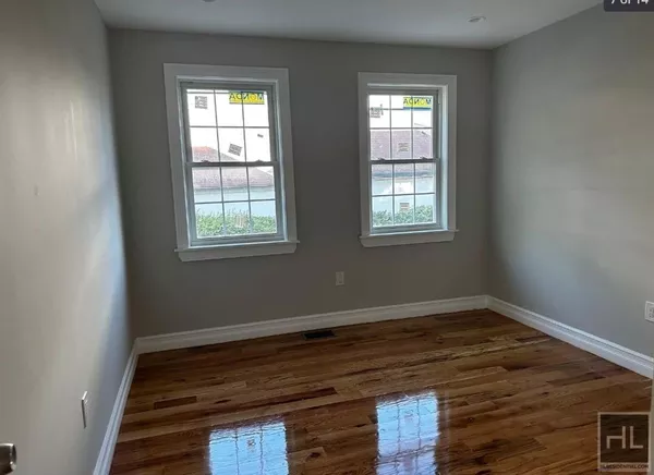 4 bedrooms apartment for rent in Jamaica - Queens, New York