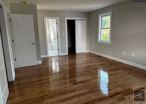 4 bedrooms apartment for rent in Jamaica - Queens, New York