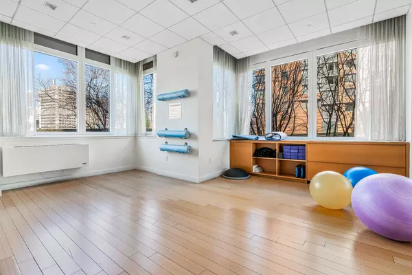 3 bedrooms apartment for rent in Roosevelt Island - Manhattan, New York