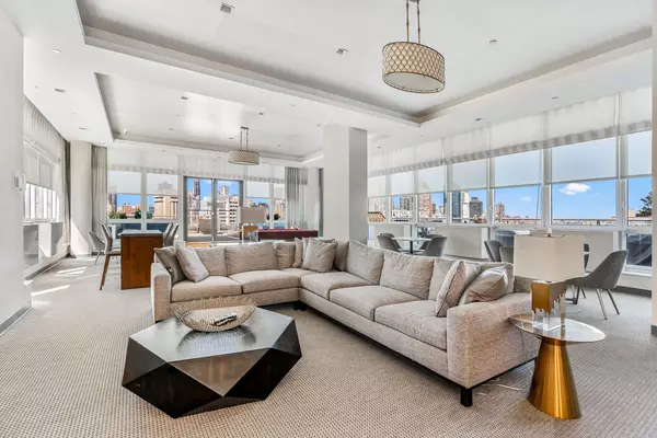 3 bedrooms apartment for rent in Roosevelt Island - Manhattan, New York